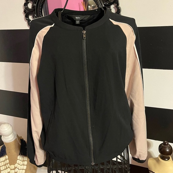 Bomber Jacket - Picture 1 of 2